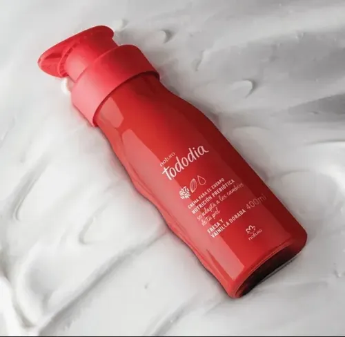 Kit Crema Jabón Y Aceite Bifásico Frutilla Y Vainilla Dorada