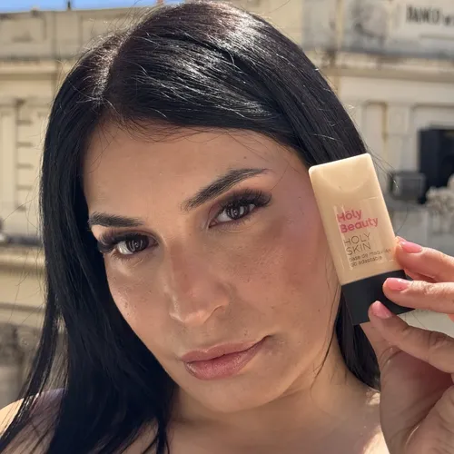 Base Líquida Adaptable Holy Skin Alta Cobertura Maquillaje