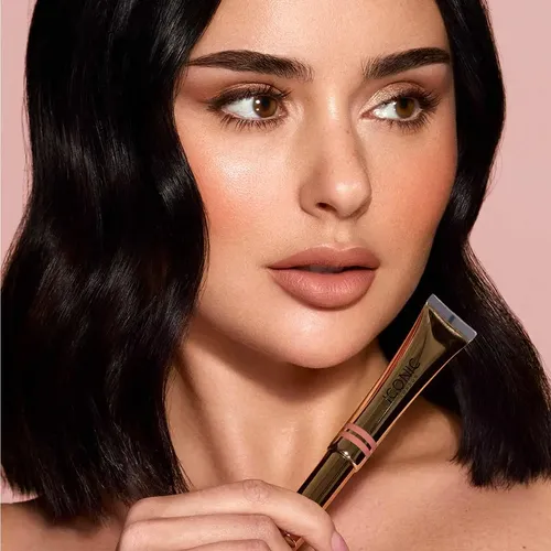 Labial Iconic London Cloud Kiss Matte Lip Mousse