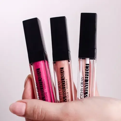 Brillo Labial Dorothy Gray Con Filtro Solar Y Vitaminas Acabado Brillante Color Pink addict