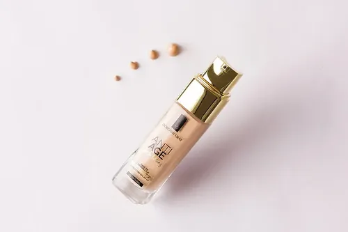 Base de Maquillaje Anti Age Hipoalergénica Dorothy Gray Tono 04 Tostado