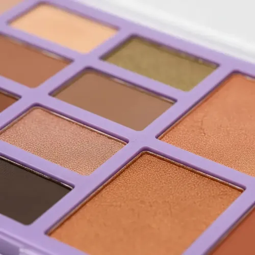 Paleta Sombras De Ojos Iluminador Y Contorno Maquillaje Rostro 2 Veoquiero