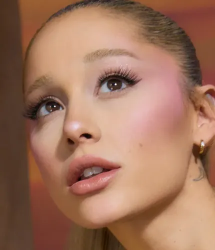 R.E.M Beauty Rubor Polvo Compacto Pinking Of U 2 Tonos Vegano