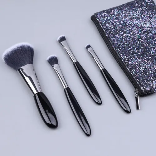 Set Portátil De Brochas De Maquillaje Mini Pebble Con Mango