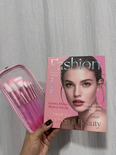 Paleta De Sombras Maquillaje Profesional 30 Colors +brochas