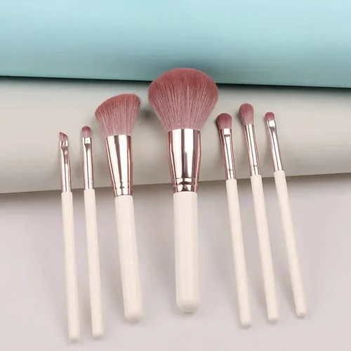 A Set De Brochas De Maquillaje Con14 Herramientas De A