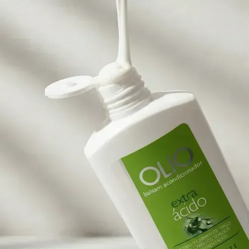 Acondicionador Olio Extra Ácido 420ml Profesional Reparador Cabello Teñido Decolorado Tratamiento Capilar pH Ácido Hidratante Nutritivo Suavizante Anti Frizz Uso Diario