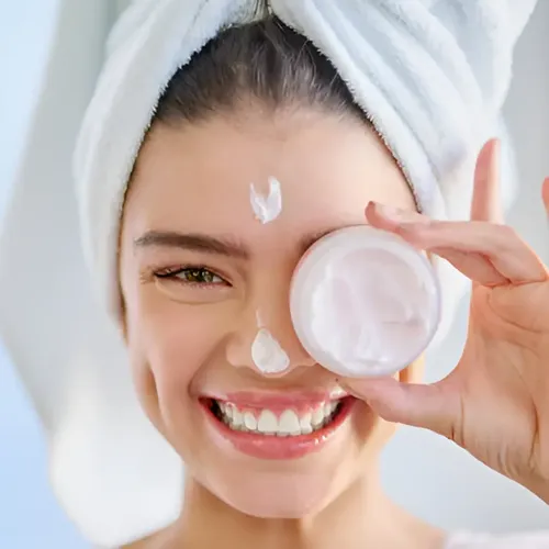 Crema Blanqueadora De Ojeras C/ Emblica Mandelico Kojico Fp