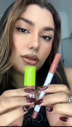 Lip Combo Lipliner Delineador Labios + Gloss Brillo Labial