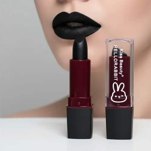 Labial Negro Intenso Barra Mate