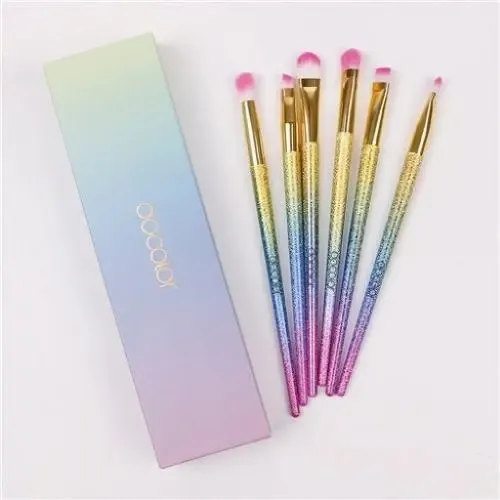 Set de 6 brochas Docolor DB0603 para labios y ojos puntas redondeadas