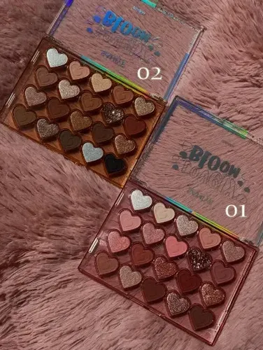Paleta Sombras Saniye Lovely Bloom Corazones Glitter Matte Tono 01. Rosa