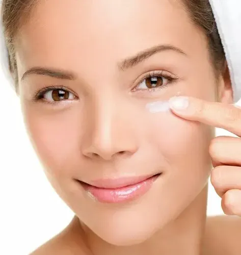 Emulsión Lumin Eyes Lidherma para piel grasa mixta normal seca de 30g