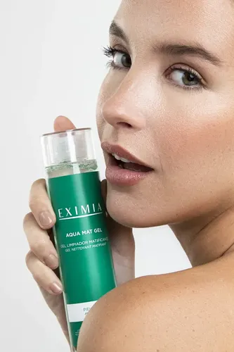 Eximia Aqua Mat Gel Limpiador Matificante Para Pieles Grasas