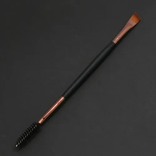 Cepillo Angular Para Cejas Y