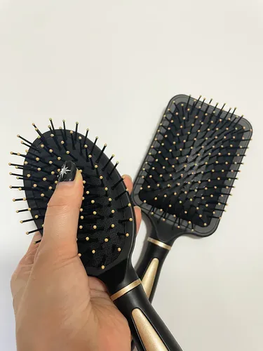 A Cepillo For Cabello, Peine Y Masaje Con Bolsa Y Aire .