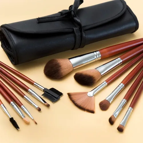 Set De Brochas Y Pinceles Para Maquillaje X 12 P1850