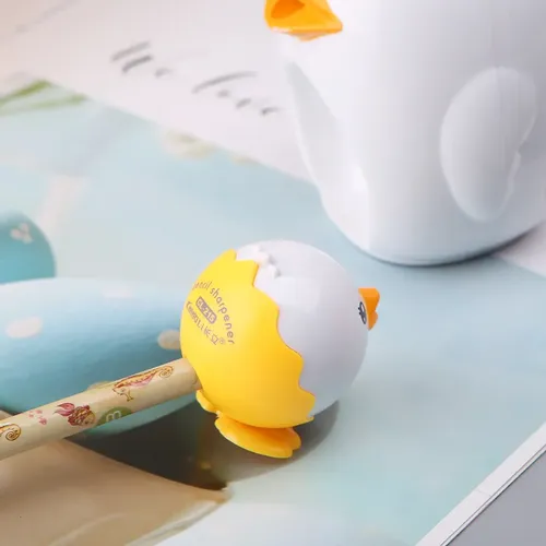 Sacapuntas Mecánico De Mano, Bonito Diseño Kawaii Chick  Amarillo