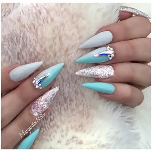 Tips Ultra Fino Flexible Stiletto X100 Salon Uña Esculpidas