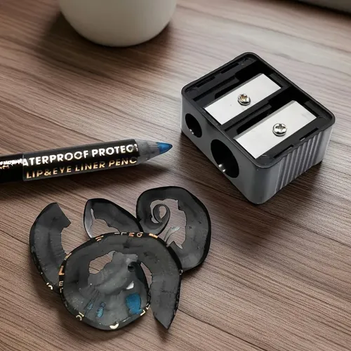 Sacapuntas Maquillaje 2en1 Portátil Con Depósito Para Viaje Postal Negra Y Aleatoria*2