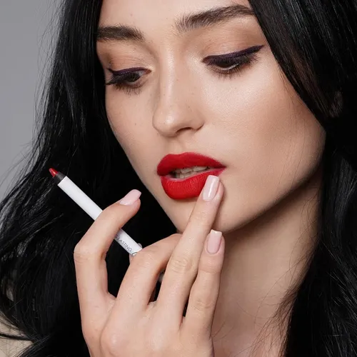 Lápiz Delineador Labios Resistente Al Agua Con Pigmento