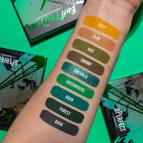 Paleta De 9 Sombras Para Ojos Compass Of Creativity Bperfect East Emeralds