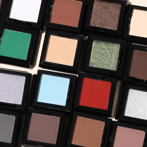 Paleta De Sombras Ucanbe Light Beige 22 Tonos Neutros