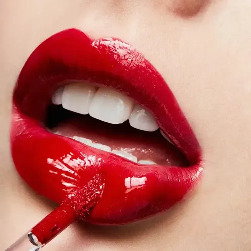 Brillo De Labios Lipglass Lipgloss -ruby Woo 3.1 Ml