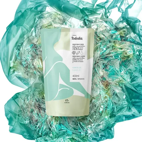 Crema para cuerpo Natura Tododia Hidratante Corporal Flor de Lis en sachet 400mL floral