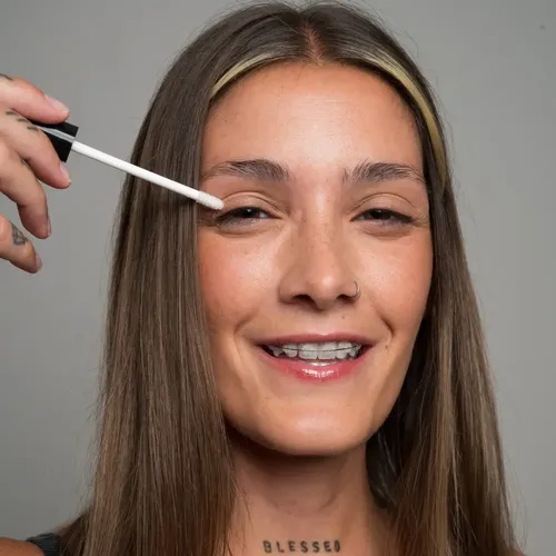 Serum Fortalecedor Para Cejas Y Pestañas – The Minimal Co