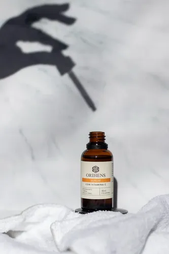 Serum Vitamina C Iluminador Antioxidante X 30 Ml Orihens