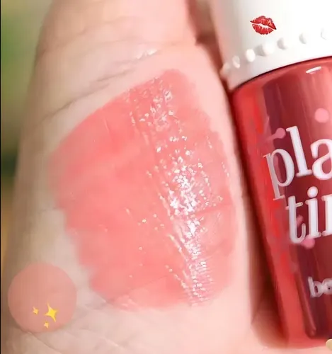 Labial Líquido Rosa Brillante Benefit Play Tint Larga Duración