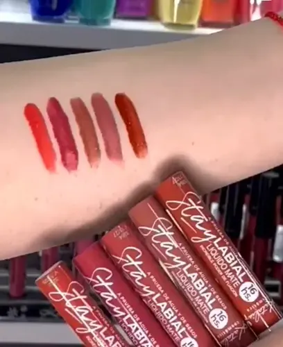 Labial Liquido Matte Katalia Stay 16 Hs De Duración Color Borgoña