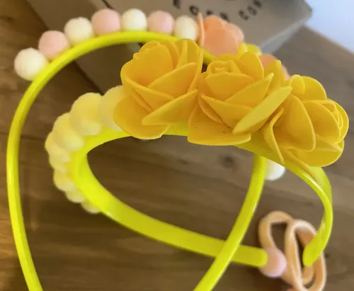 Vincha Amawa Para Niñas de Felpa Con Full Pompones Sensoriales – Pack de 5 Accesorios Para el Pelo