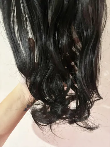Cortinas De Pelo: Cabello Sintetico Premium Extensiones Color Marron 4 Ondulada (casi Negro)