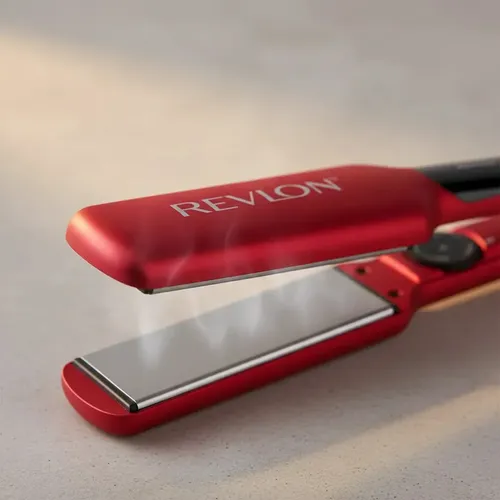 Plancha De Pelo Revlon 220° Placas 4.5 Cm. Recubrimiento Titanio – Roja