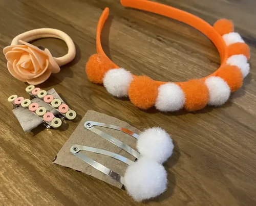 Amawa Vincha, Colitas Y Hebillas Con Pompones Para Pelo Color 324