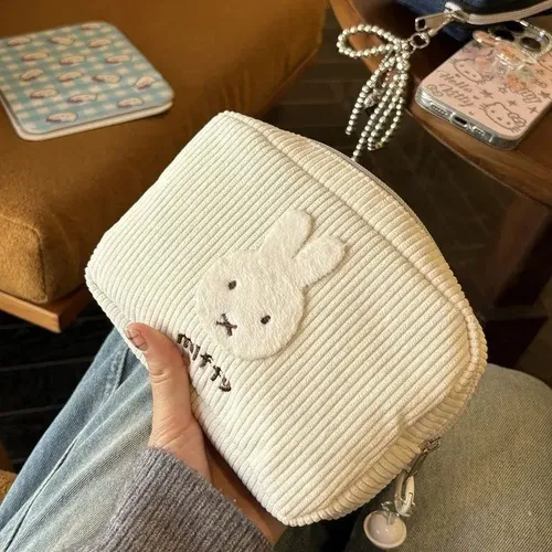 Estuche De Conejita Miffy De Pana For Cosméticos ..
