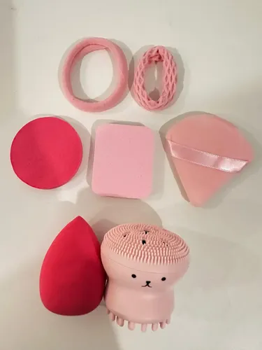 Set De Esponjas Para Maquillaje X4 + Colitas + Exfoliante ! Surtidos