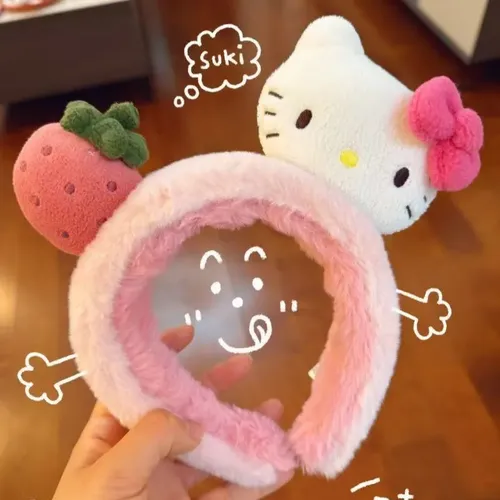 Diadema Alta De Gatito Adorable Con Fresa  Rosa Y Blanco