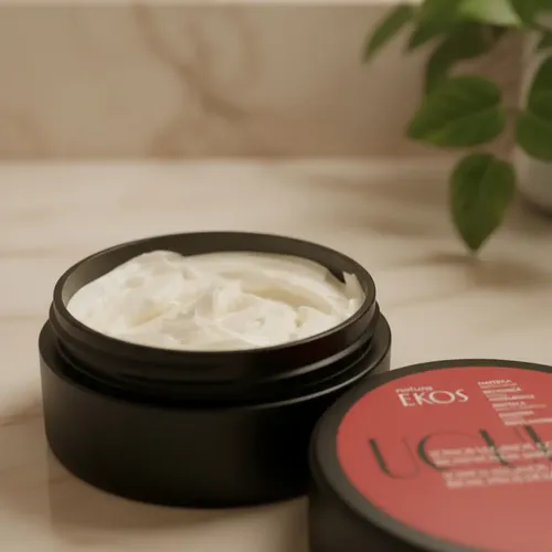Manteca Hidratante reparadora Corporal Natura Ekos Ucuuba areas resecas Antiflacidez 200g