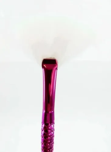 Brocha Sirena Abanico Tornasolada Para Maquillaje En Polvo
