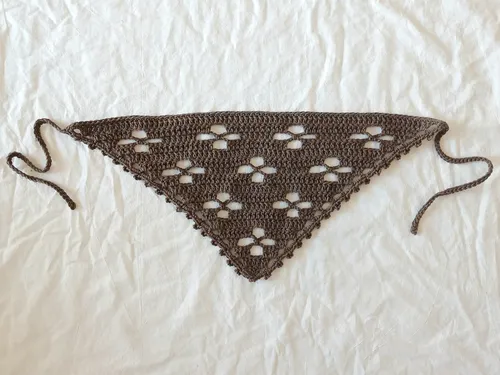 Bandana Marrón Tejida Crochet Flor Pañuelo Algodón
