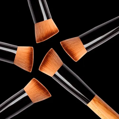 ** ** Pincel De Maquillaje Base Diagonal 12 Cm – Acabado **