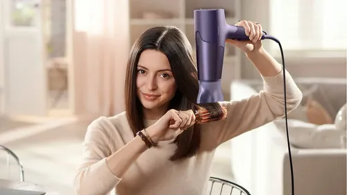 Secador De Pelo Philips Thermoshield Bhd514/00 2300w, Ionico, Golpe de Aire Frio, Boquilla Delgada y Difusor, Violeta Morado/metálico