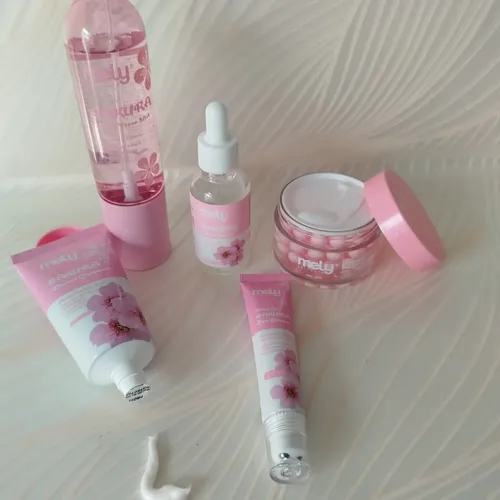 Rutina Skincare Asiatica Sakura Piel Luminosa E Hidratada