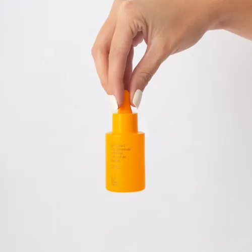 Sérum Facial The Glow Factor C Bright Oil con Vitamina C, Niacinamida y Retinol x 30 mL