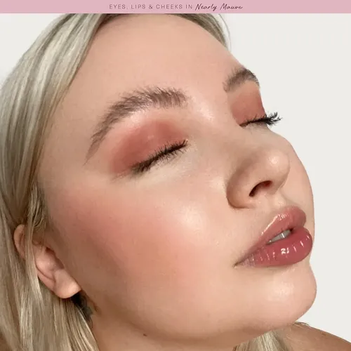 Rubor Rare Beauty Stay Vulnerable Crema Nearly Mauve