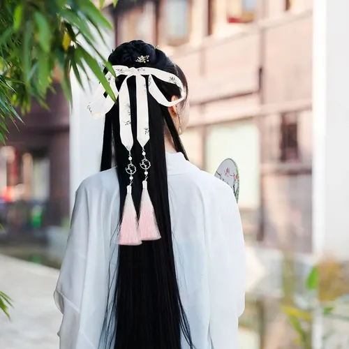 Accesorio Para Cabello Con Cinta Estampada Y Borla
