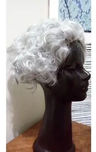 Peluca Gris Canas Y Rulos By La Parti Wigs!